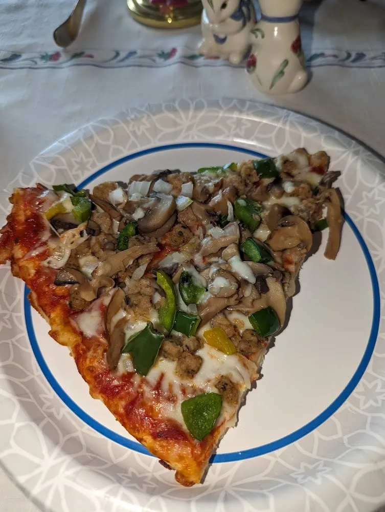 Italian Sausage Mushroom Green Pepper Onion Pizza